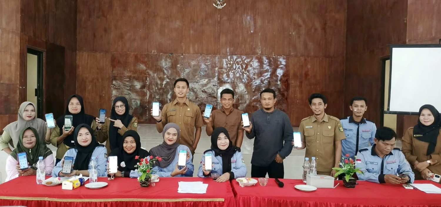 Percepat Aktivasi IKD Sampai Desa, Camat Azisman Datangkan Operator Disdukcapil ke Hulu Kuantan